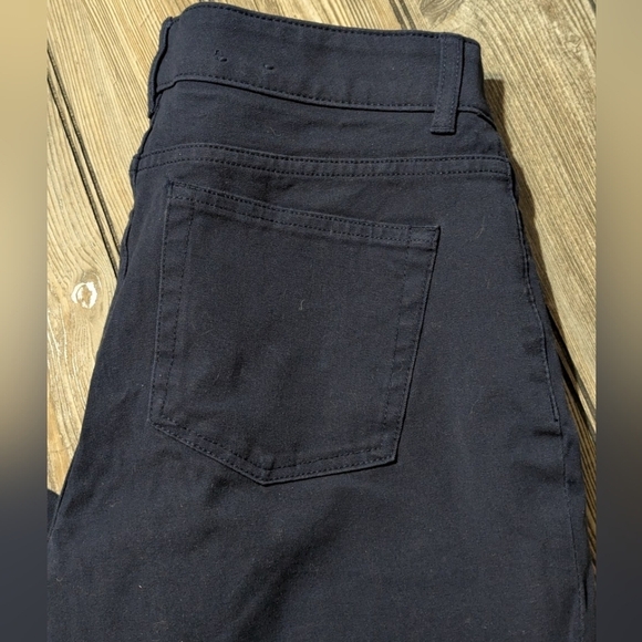 Chaps size 6 navy slacks in great condition extra wide waistband - Picture 2 of 13